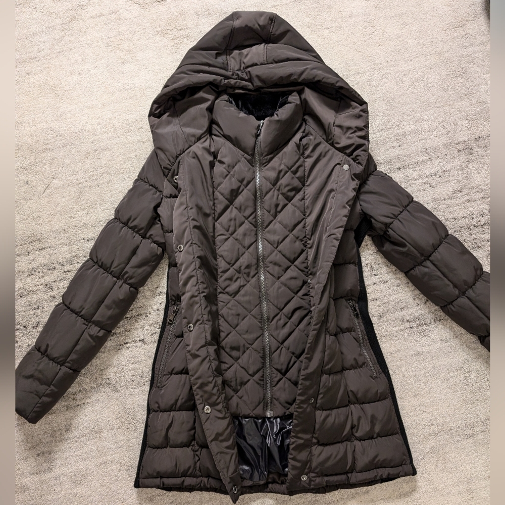 Calvin Klein down filled winter jacket - Picture 2 of 10